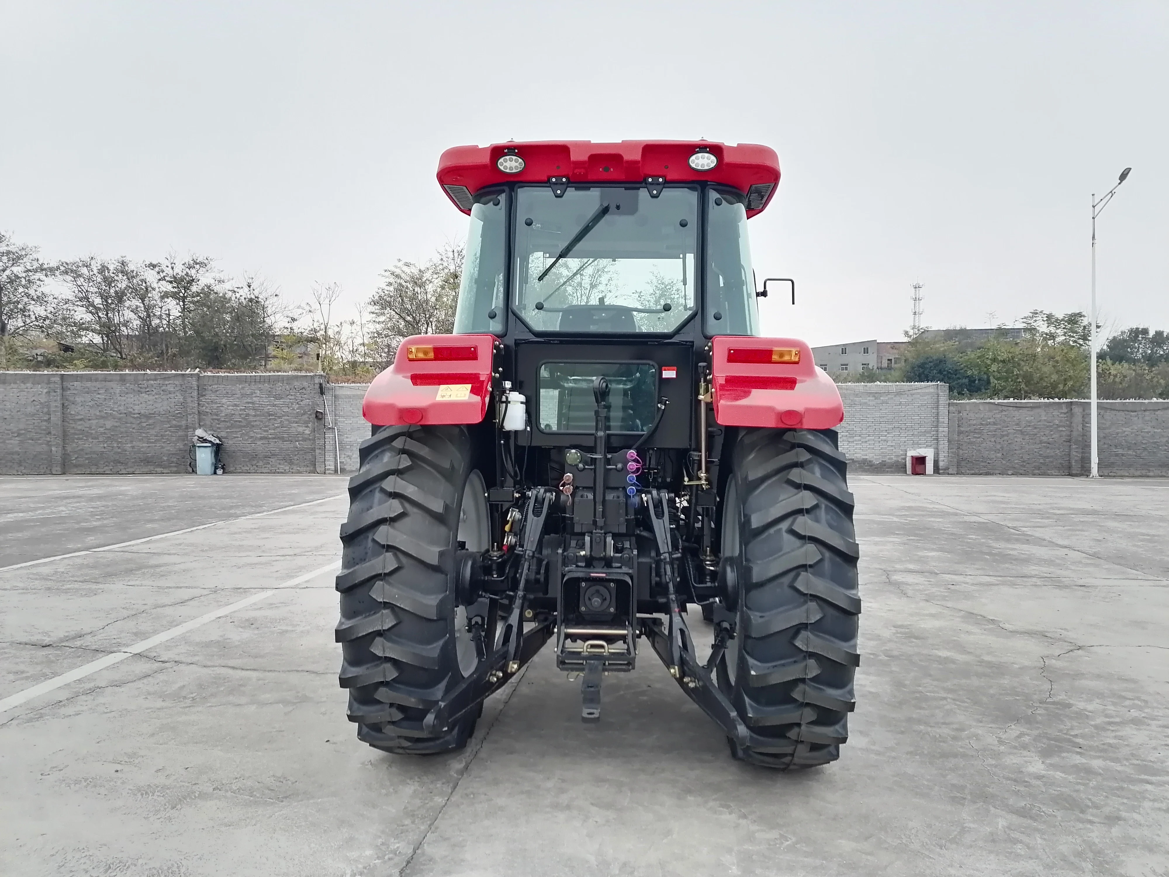 4x2 фермерский трактор ходовой для фермерского трактора на продажу