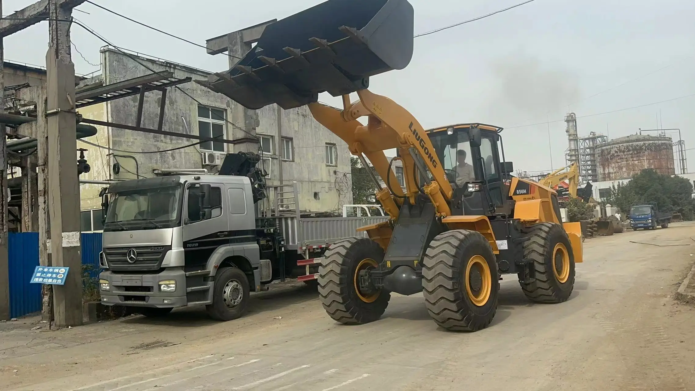 Running Condition LiuGong 856H Wheel Loader Used for Sale