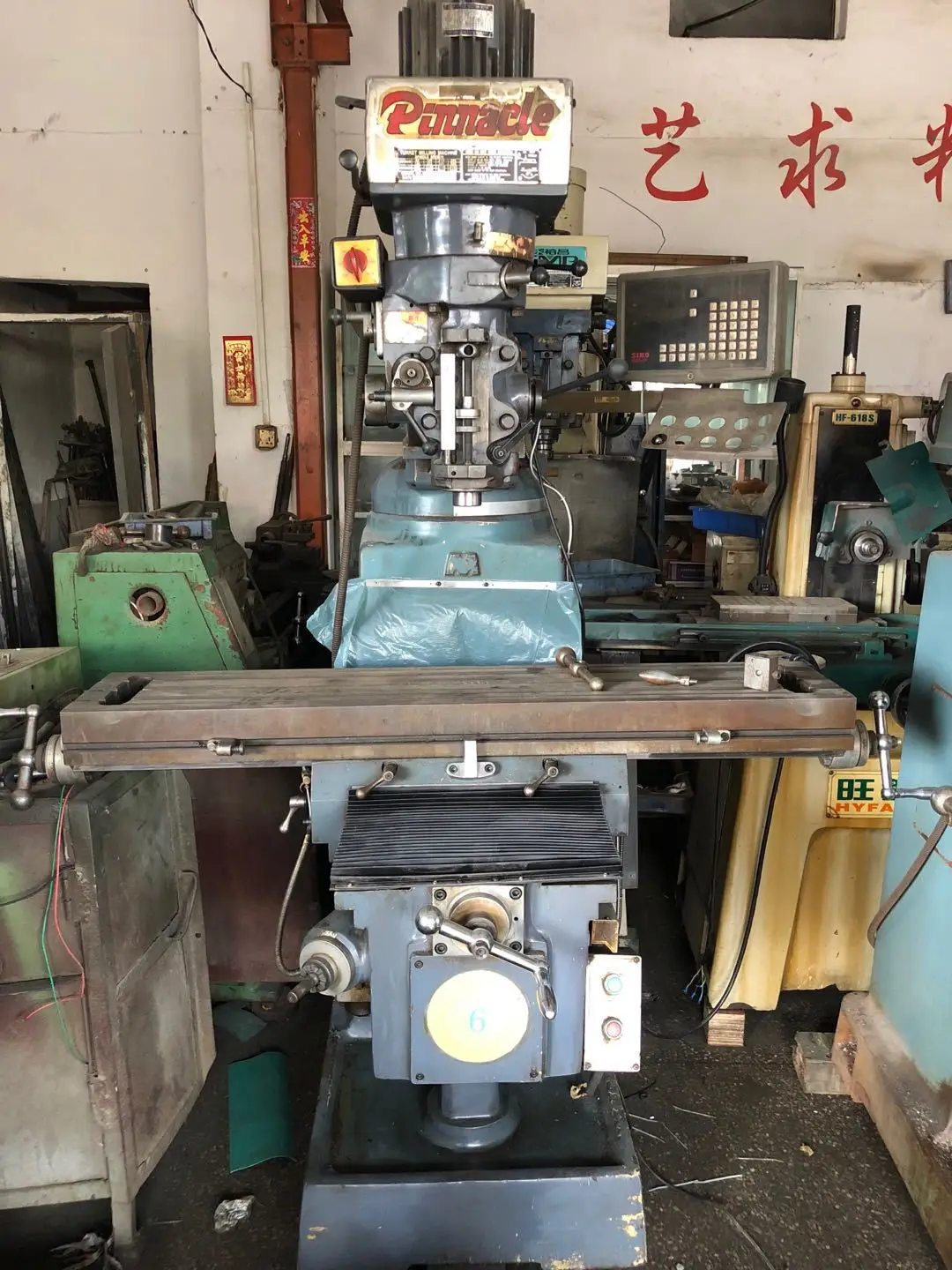 Factory Supply Vertical Horizontal Turret Type Universal Used Cnc Milling Machine