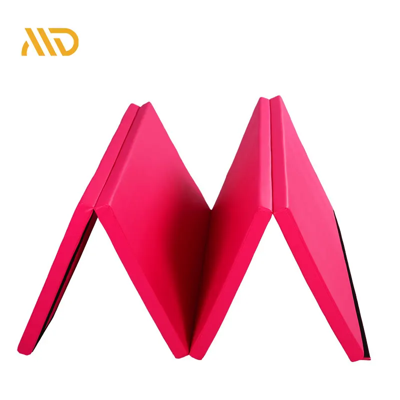 Safe Durable and Easy to Carry Flameproof Portable PVC or PU Leather & EPE Foam Folding Play Mat for Kids