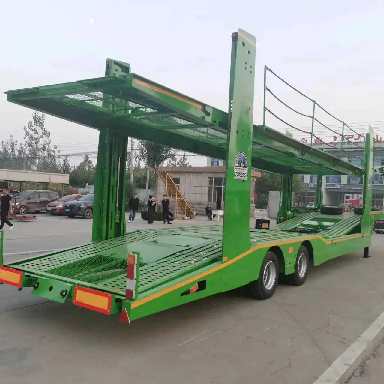 Super Long Semi-Trailer Steel Logistics Carrier Carrier Trailer for Efficient Long-Distance Transportation