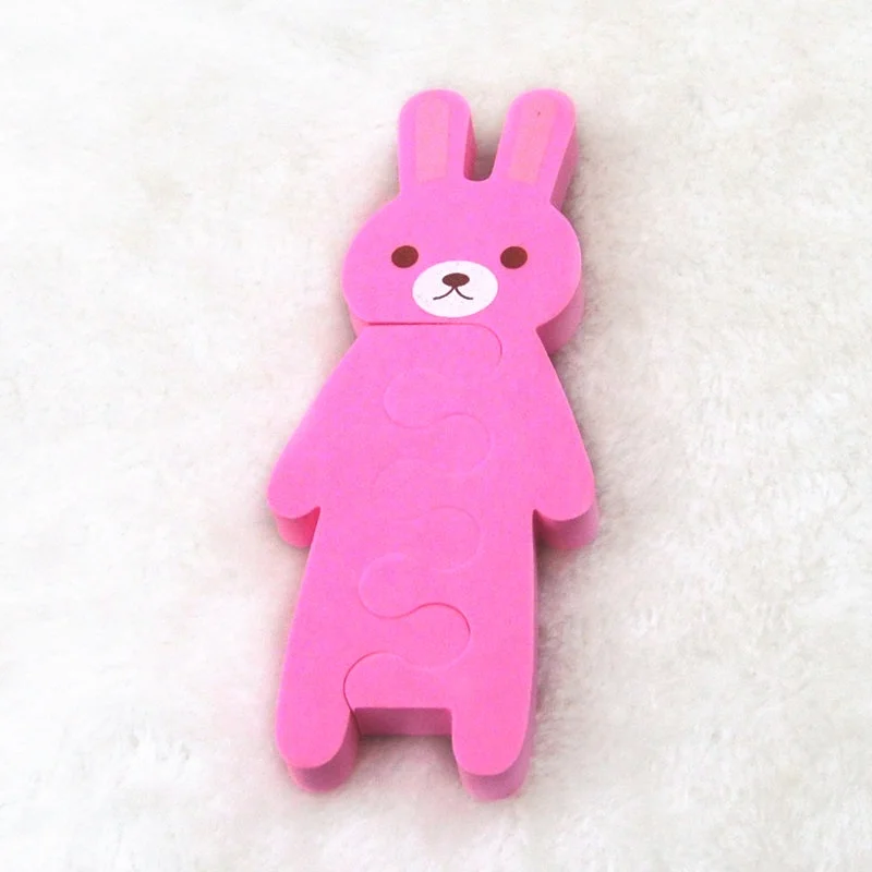 Ziri Factory Supply Customized Pink Cartoon Rabbit Shape Soft Sponge Nail Art Tools EVA Finger Divider  Toe Separator