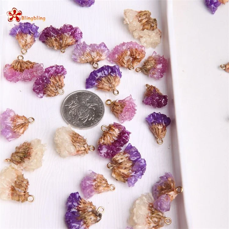 Professional Manufacturer Flower Jewelry Chinese forget me not resin flower charms Necklaces Pendant