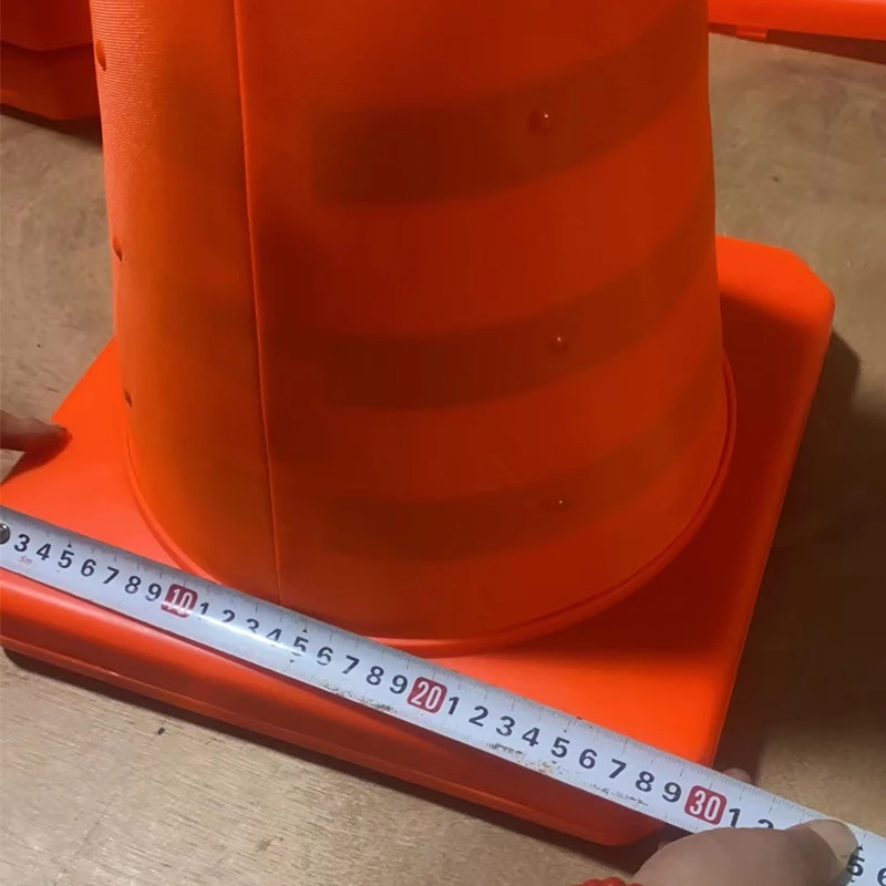 28 Inch Orange Collapsible telescopic road cone with LED warning light on the Top