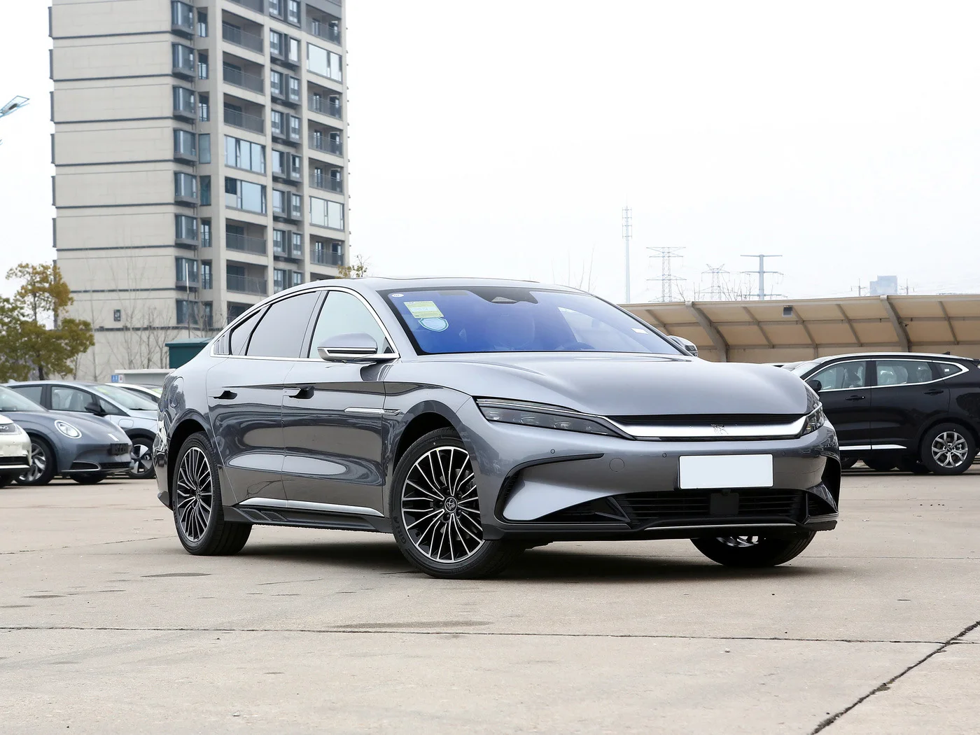 2023 электромобили byd han ev 2024 4-дверный 5-местный Трехместный фургон дальнего действия 506 км китайские автомобили с правым рулем для продажи