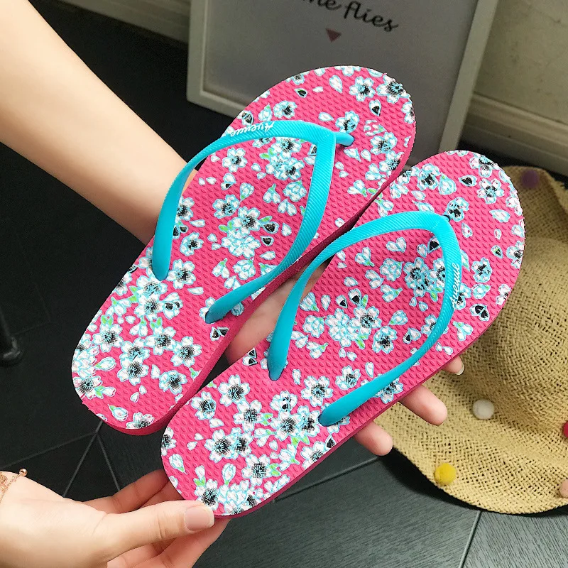 Cheap Wholesale Flip Flops Beach Flip Flops Fashion Women Summer Sandals Non-slip Soft Sole Outdoor Women Flip Flops