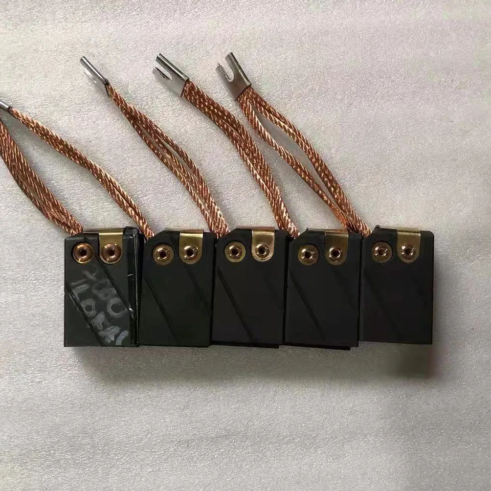 RAILWAY 374 MATERIAL CARBON BRUSHES FOR MOTORS