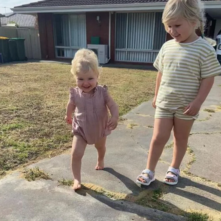 
Cotton and hemp ventilation Solid color climbing suit Baby Romper fashion new pattern Hot sale 