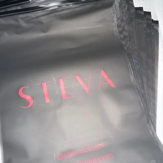 Custom Matt Black Translucent Luxury Plastic Cpe Dark Frosted Zipper Bags Ziplock Polybags For Clothing T Shirt T-Shirt