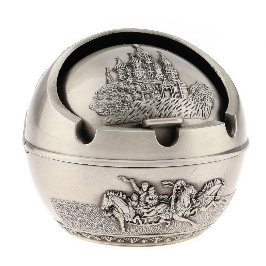 
Retro Windproof Castle Metal Ashtray with Lid Globular Car Ashtray Home Living Room Office Desktop Decor Accessory 