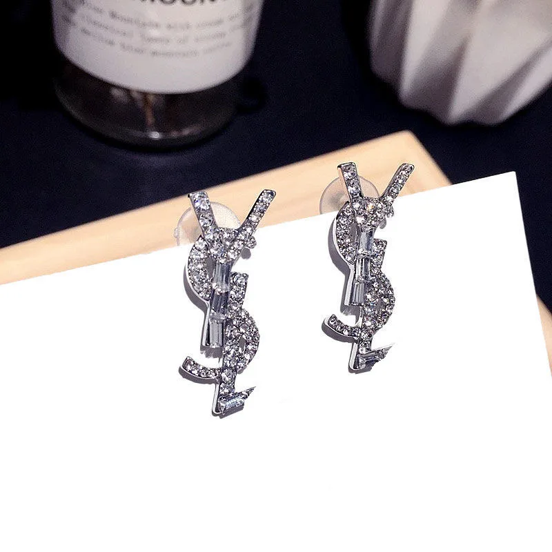 
2021 New Fashionable Letter And Pave Diamond Channel Drop Earrings Women Jewelry 