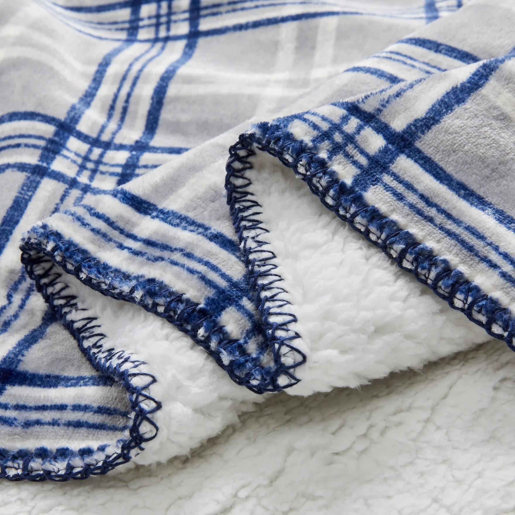 Merino Wool Blanket Plaid Fabrics Double Flannel Sherpa Queen Size Blanket For Winter