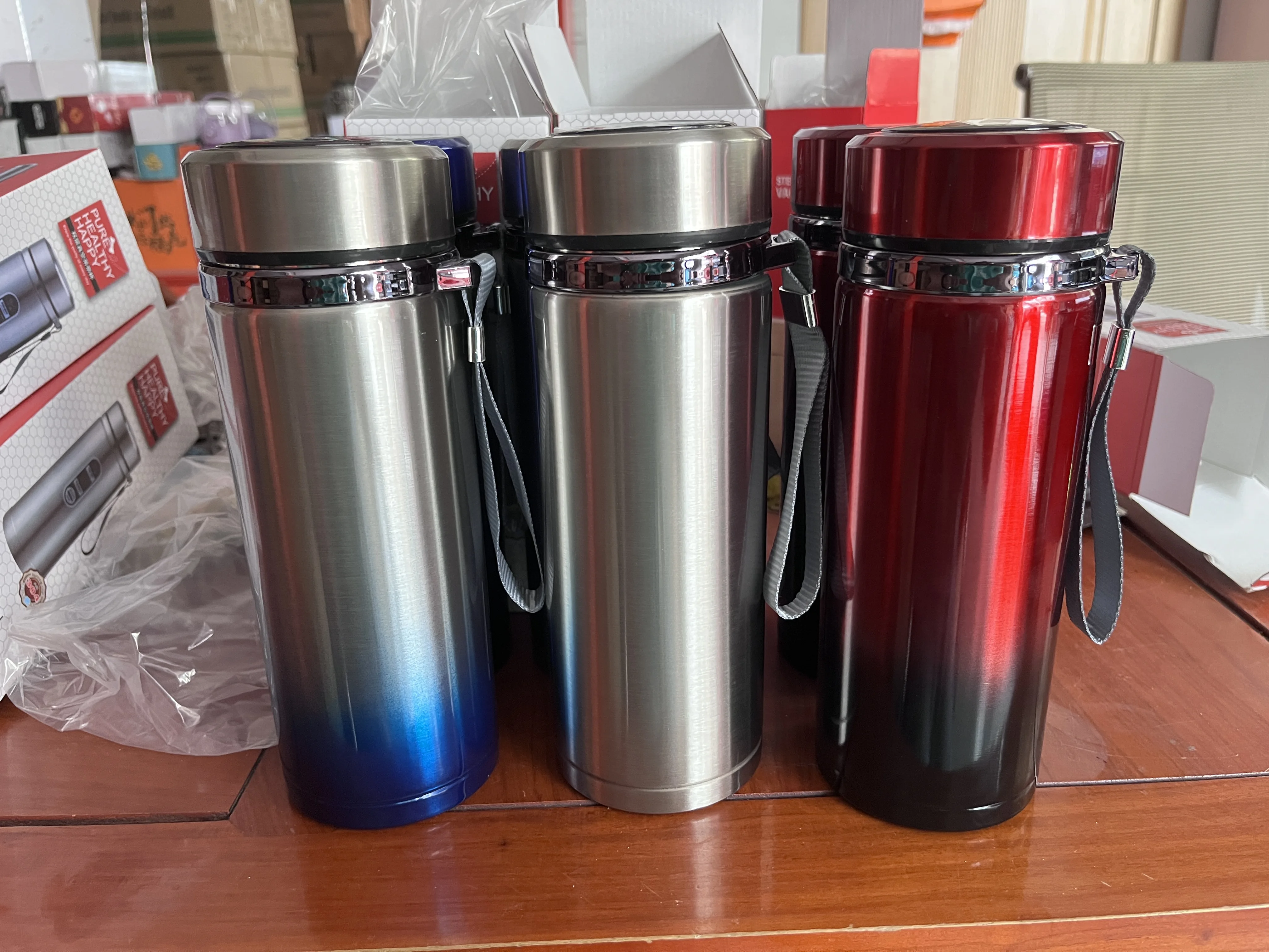 Classic 304 Stainless Steel Insulated Vacuum Sports Thermos 600ml-1000ml Outdoor Mounted Water Bottle