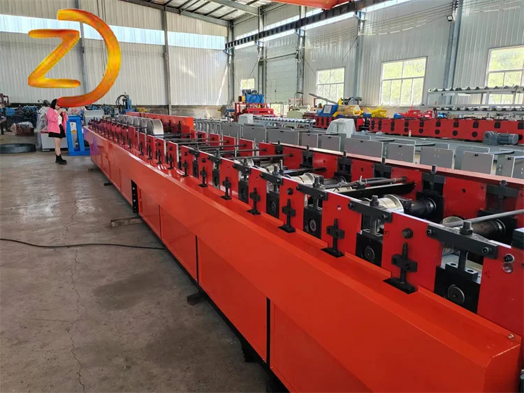 China aluminum rain seamless gutter downspout making machine for sale