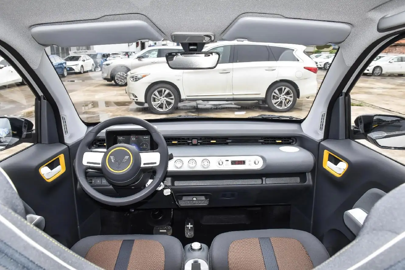 Pure Electric Car Wuling Mini Ev Mini Body Used Cars New Energy Vehicles Automobile Electric Cars Manufacturers