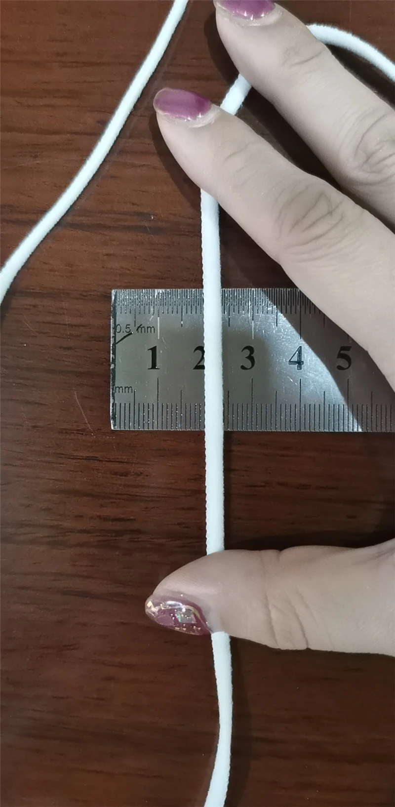 
Manufacturer Flat Earloop 4mm 5mm White color Polyester Spandex Flat Elastic ear tie Disposable earloop 