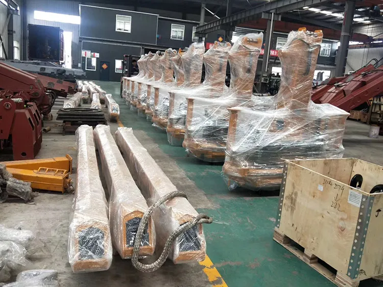 3 Ton Straight Arm Truck Mounted Crane Small Mobile Cranes