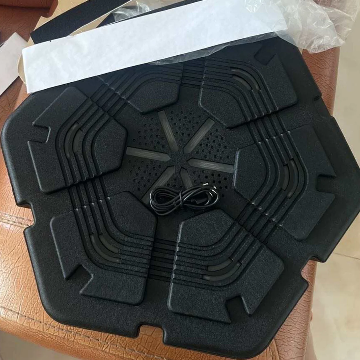 MAIBAO Custom Logo upgraded sound effects Home Fitness Music Boxing Target Lighted Smart Music Boxing Machine Wall with gloves