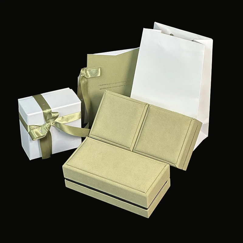 New Custom Imitation Leather Velvet Van Clover Jewelry Box Bracelet Watch Necklace Earrings Velvet Cleef Ring Jewelry Box