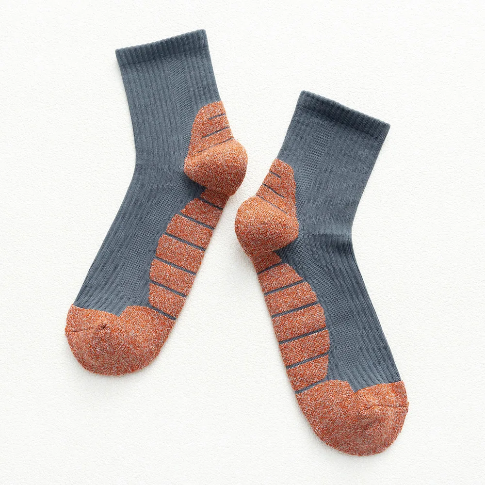 Professional hot selling custom logo crew best winter compression running socks with cushion plantar fasciitis