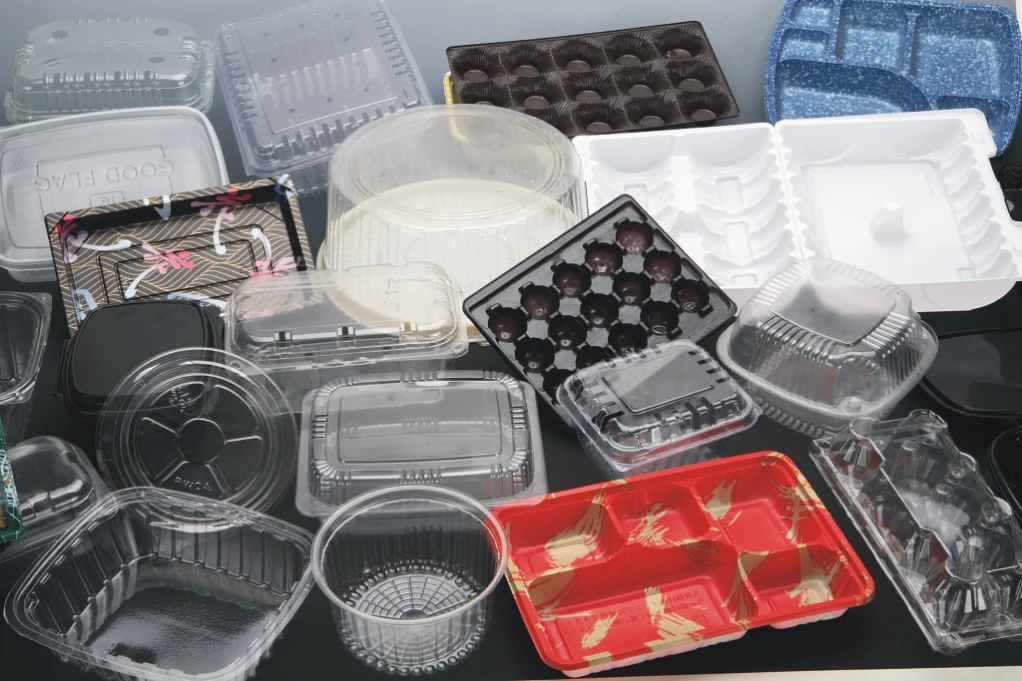 HSJP-100A Sheet Extruder for PP Plastic Thermoforming Machine Engineers Available to Service Machinery Overseas PS PET Material