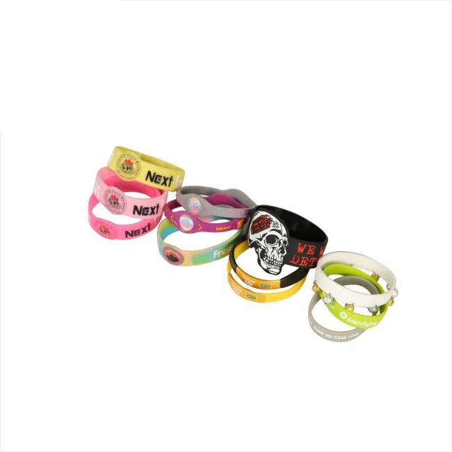 Cheap Promotional Advertising Gifts Custom Logo Decorative Rubber Band Silicone Bracelets RFID Silicone Wristbands