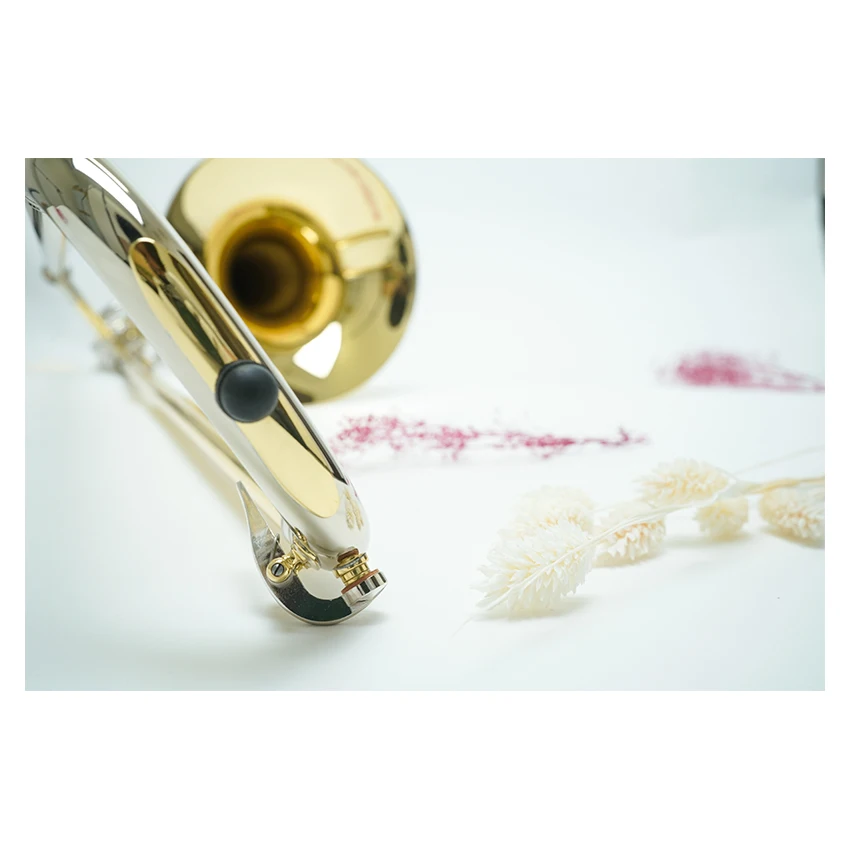 
Gold mouthpiece piccolo soprano cimbass trombon made in Japan 