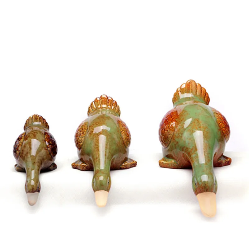 Wholesale Creative Ceramic Duck Crafts luxury home decor New Chinese Decorative Three-piece Set Home Decor Absorbent Duck