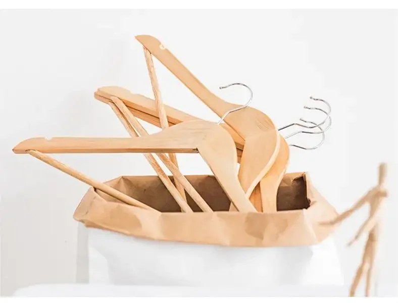 Manufacturer wholesale high quality hot selling round head natural brown wooden hanger for clothing store