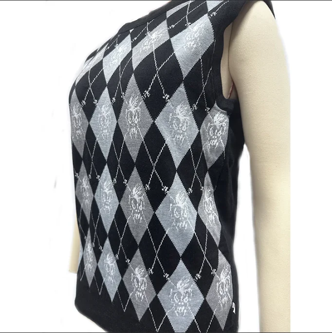 2022 Wholesale Customized O-neck Pullover Knit Vest Diamond-Shaped Pattern Sleeveless Sweater Vest For Women