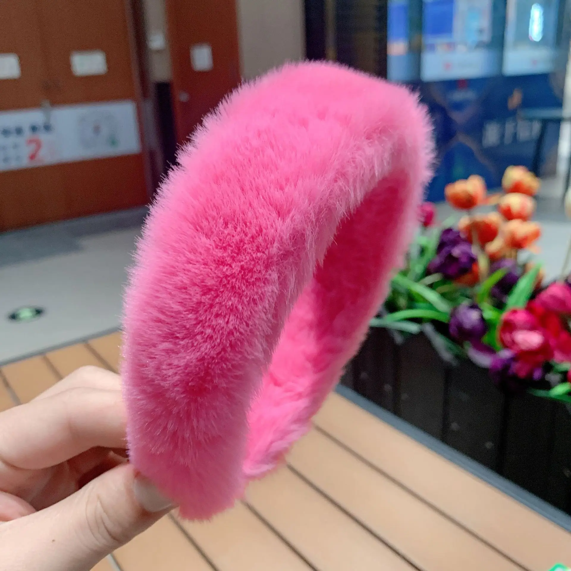 
Korean Version Of Autumn Winter New Sweet Retro Socialite Temperament Fur Europe The United States Hairb Fur Accessories 