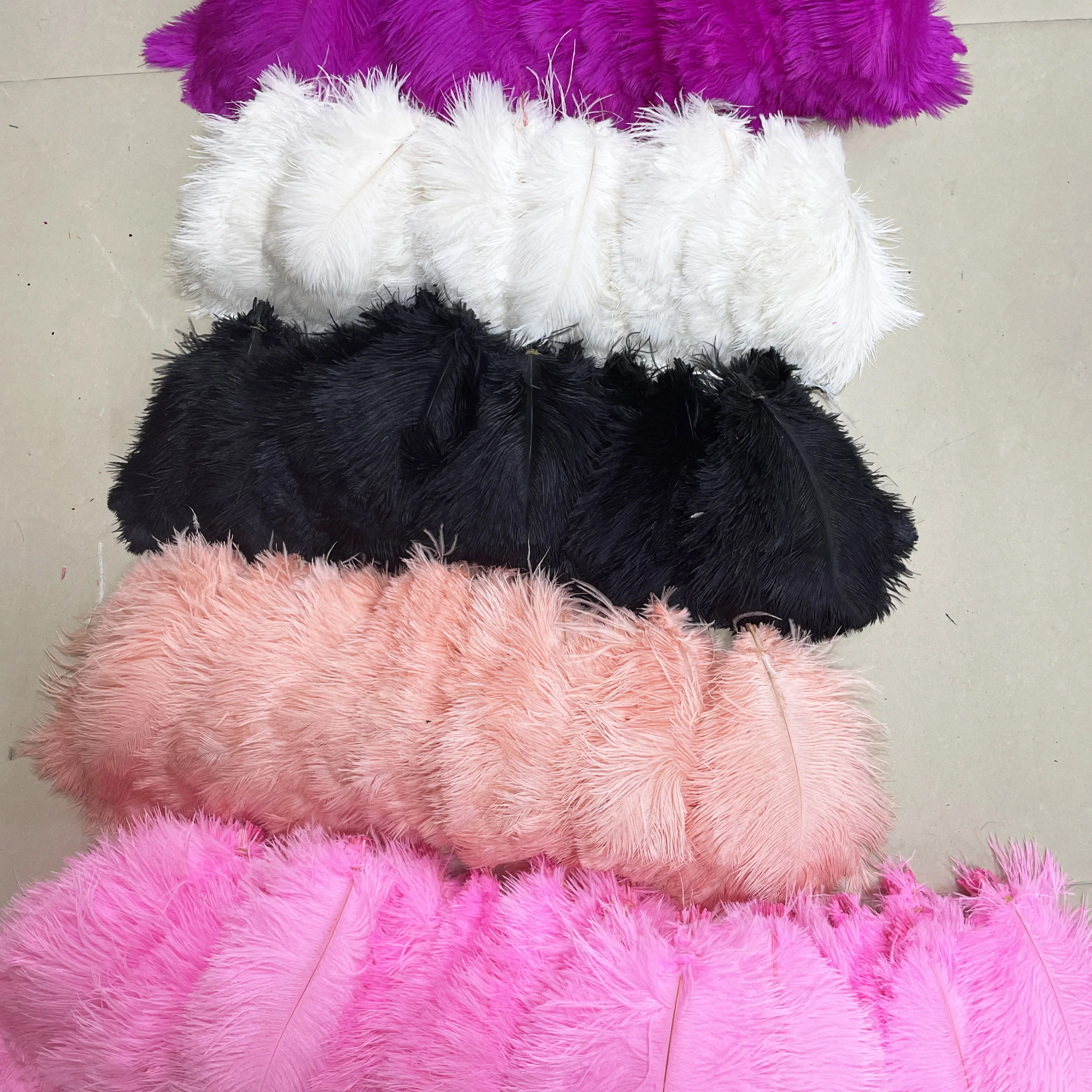 Wholesale Ostrich Feathers Hot-selling Gorgeous Natural Ostrich Feather For Diy Clothes Decorations Ostrich Feather