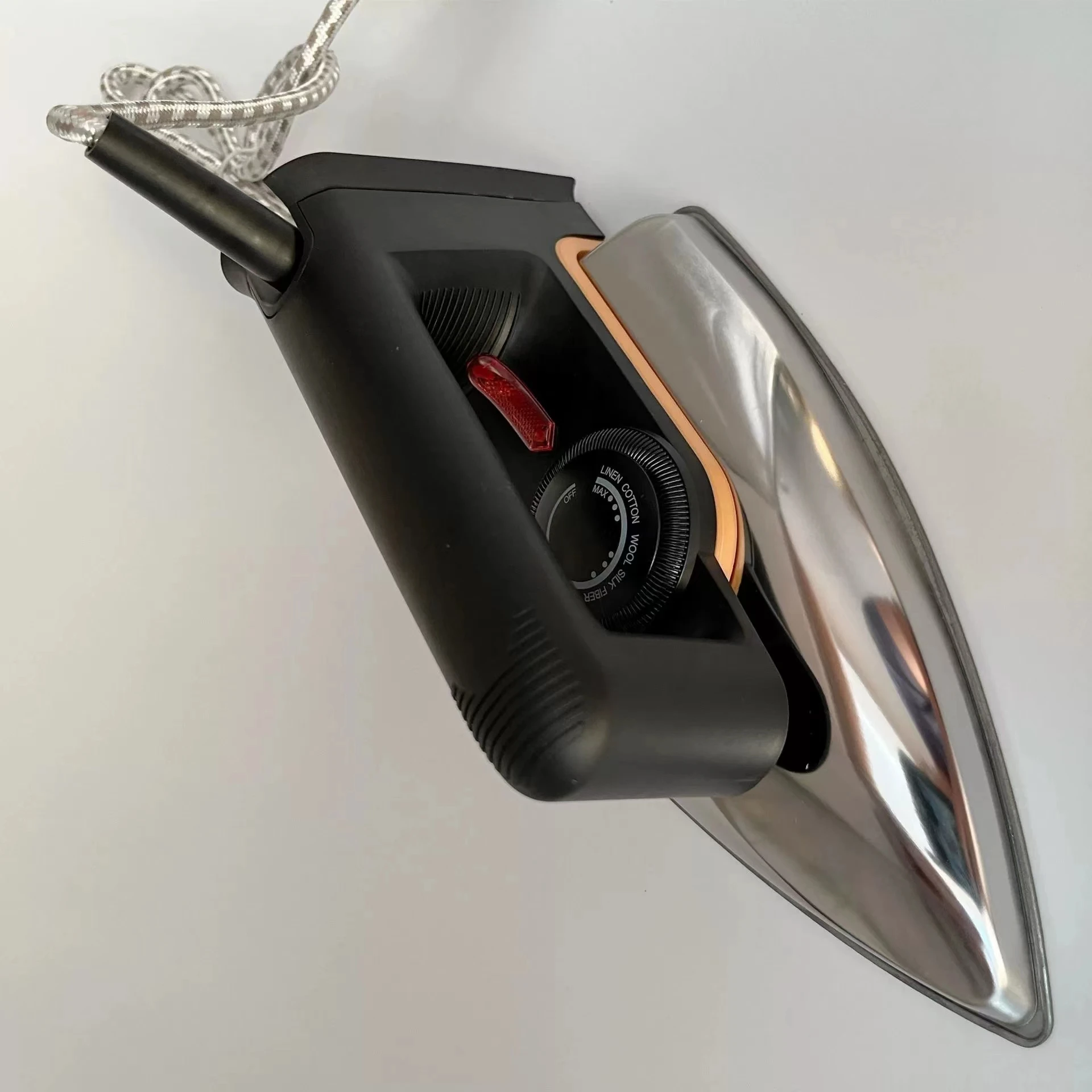 Customized Foldable Electric Steam Iron Personalized Portable Mini Garment Steamer Designed Travel Clothes Ironing Machine