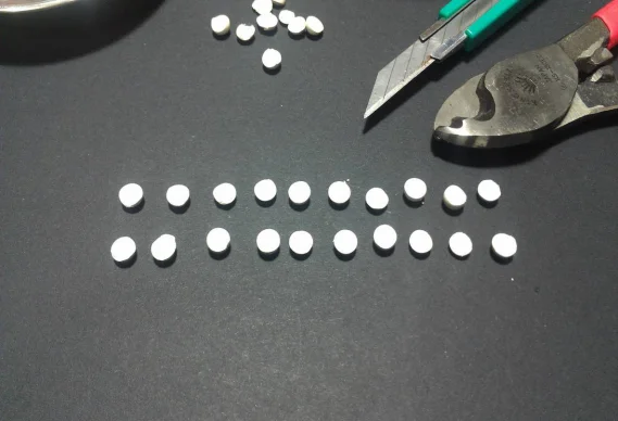 6mm PLASTIC BALLS AND AIR  SOFT BBS 0.23g   bio bb