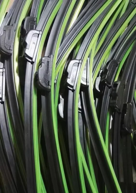 Factory wholesale of automotive wiper blades high-temperature resistant windshield wiper blades RHD universal automotive parts