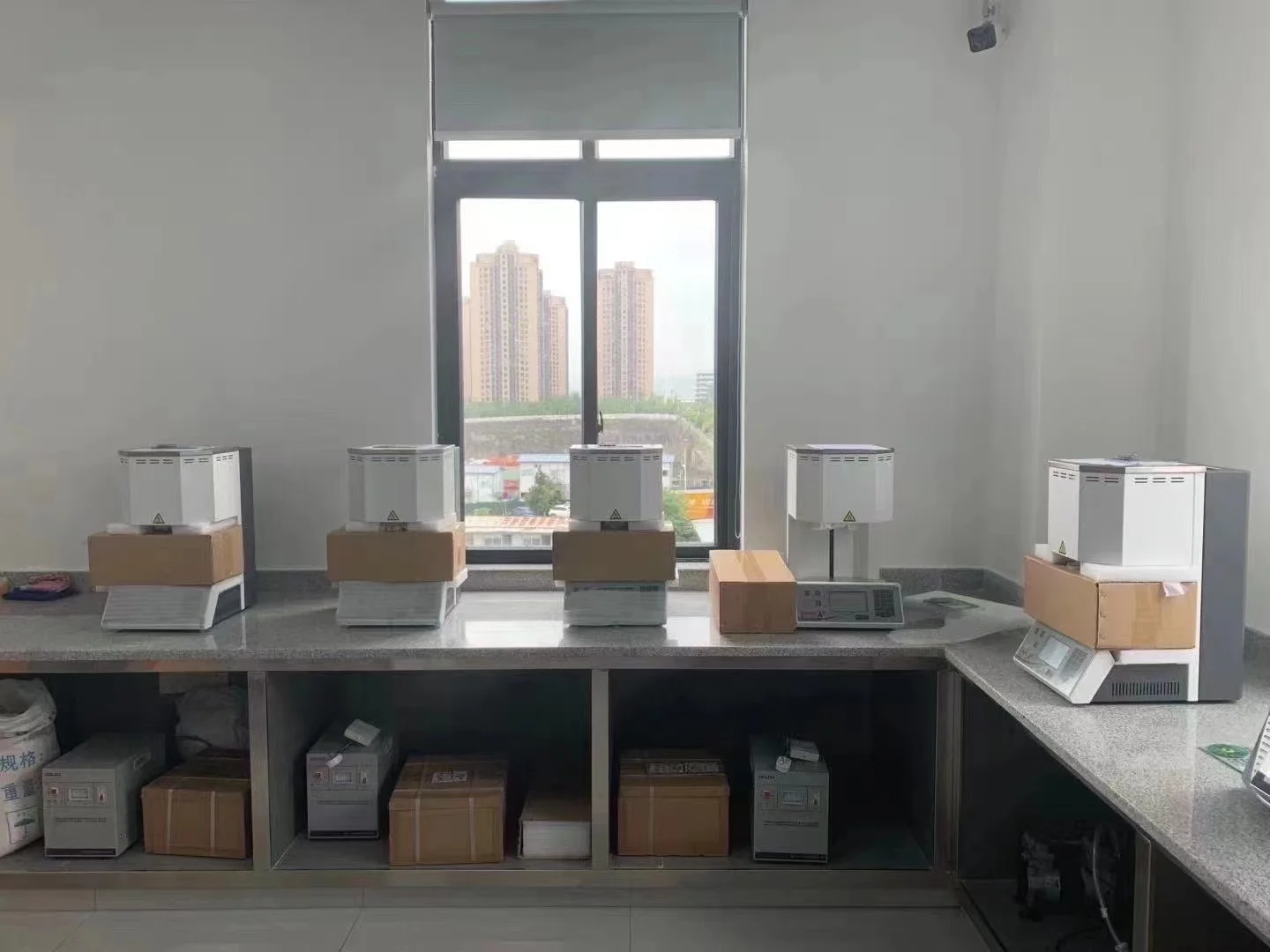 China manufacture Dental equipment Vacuum Ceramic Porcelain Furnace for dental lab