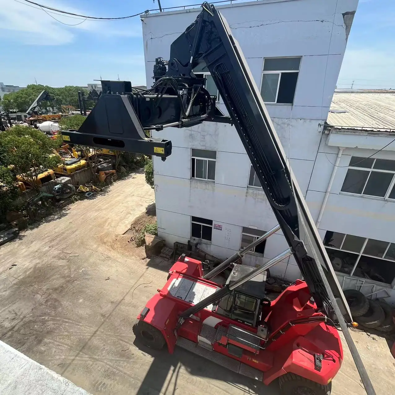 Тяжелая машина kalmar DRT450 DRU450 DRF450 Подержанный штабелер для досягаемости на складе низкая цена