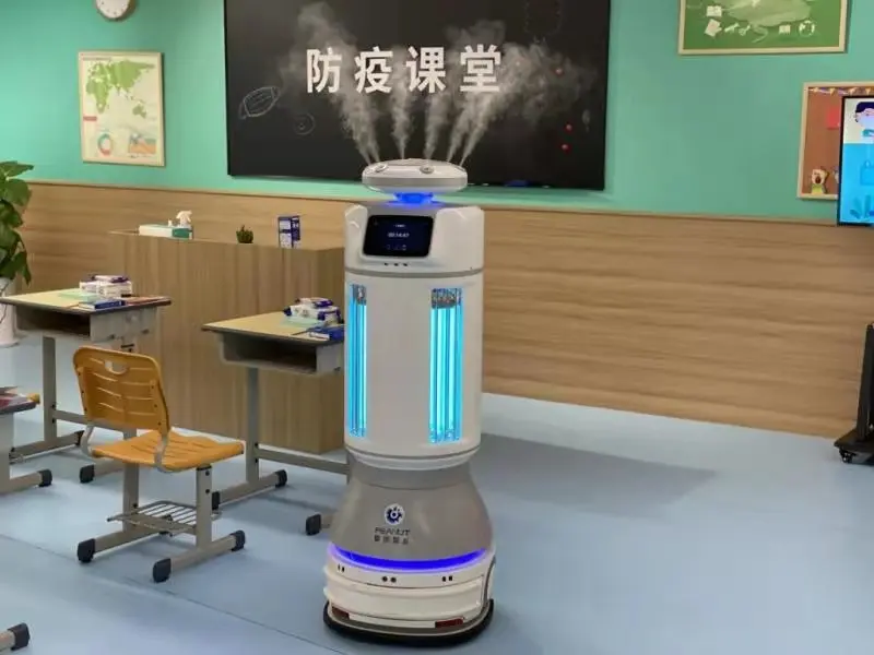  Multiple disinfection methods UV-C Robot positioning precise robot UVC