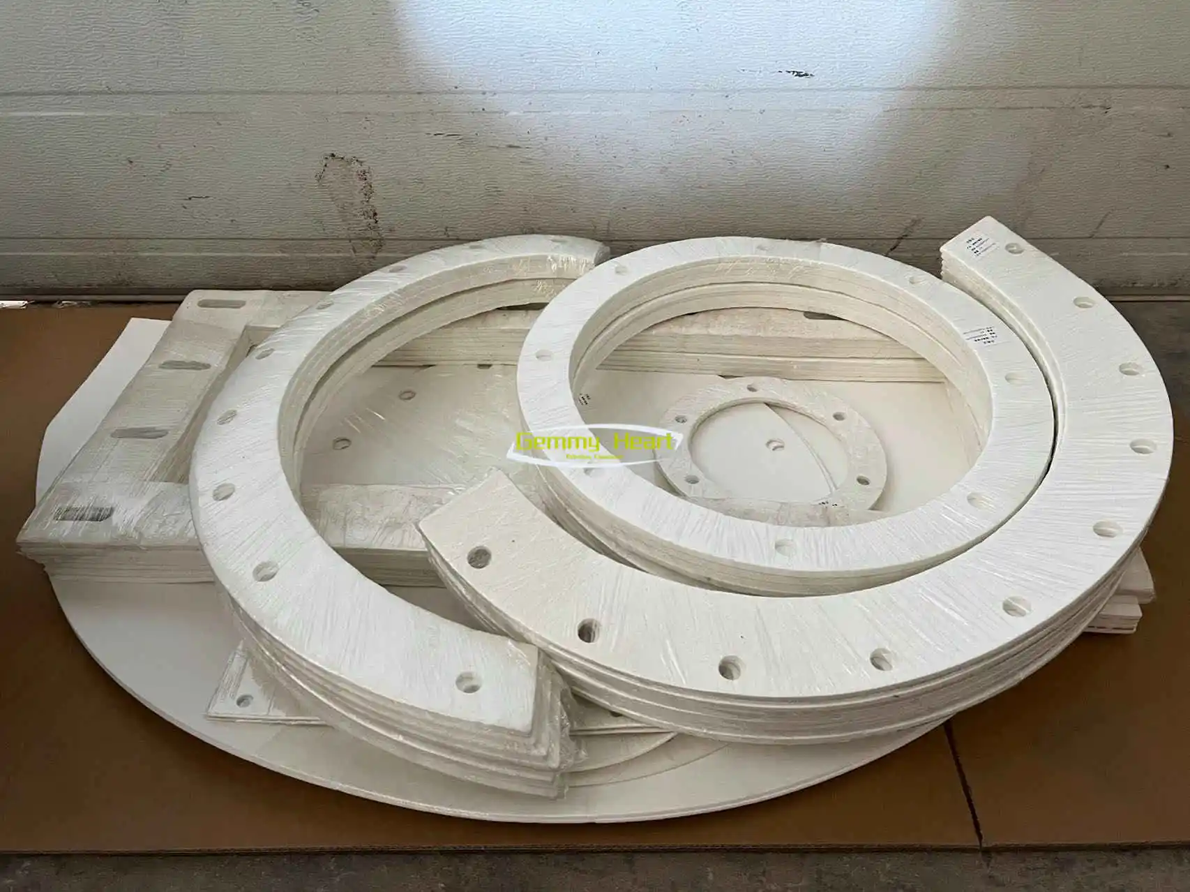 High quality low price thermal insulation fire resistant ceramic fiber gasket for wholesales Customizable and designable