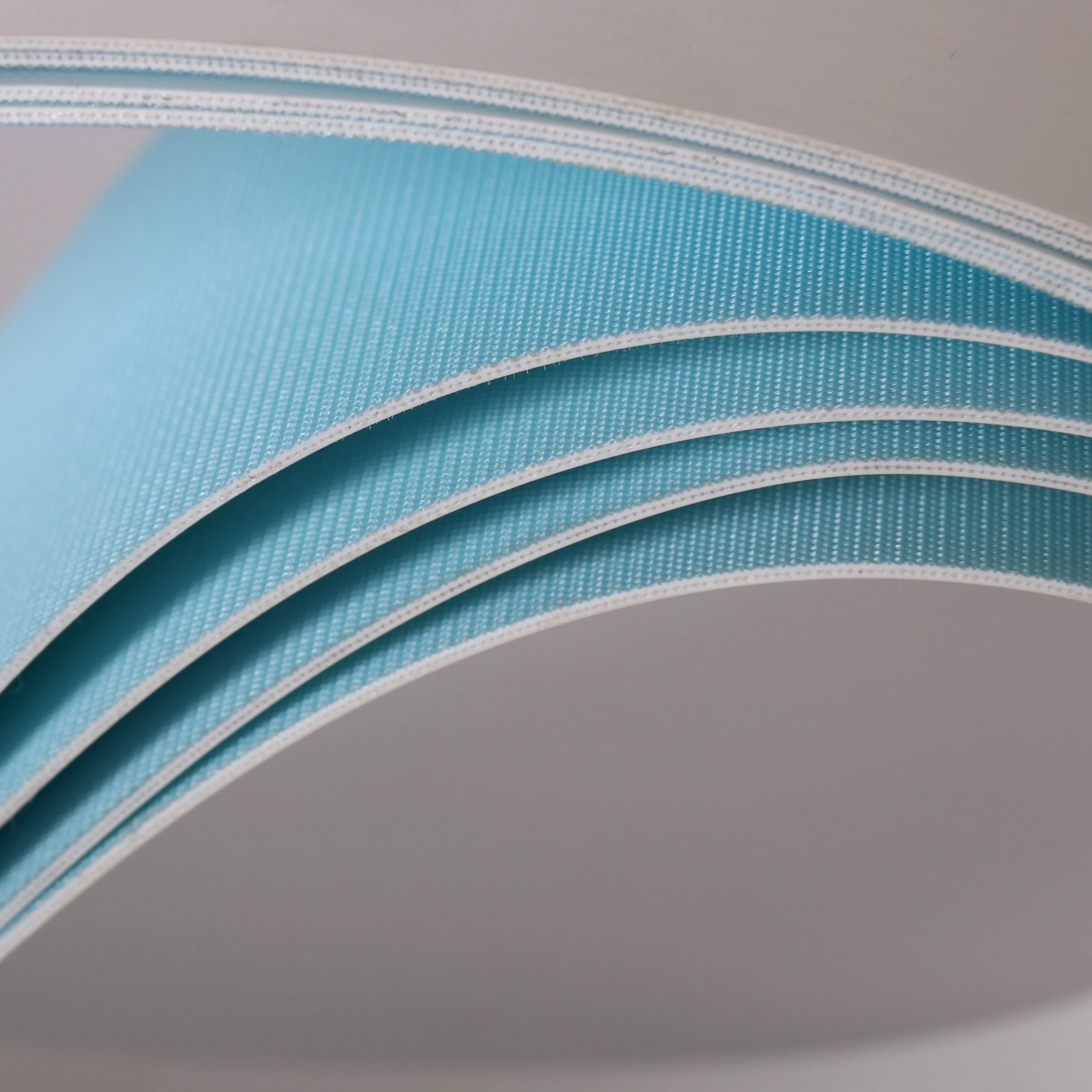 small portable conveyor roller airport luggage conveyor belt heat resistant