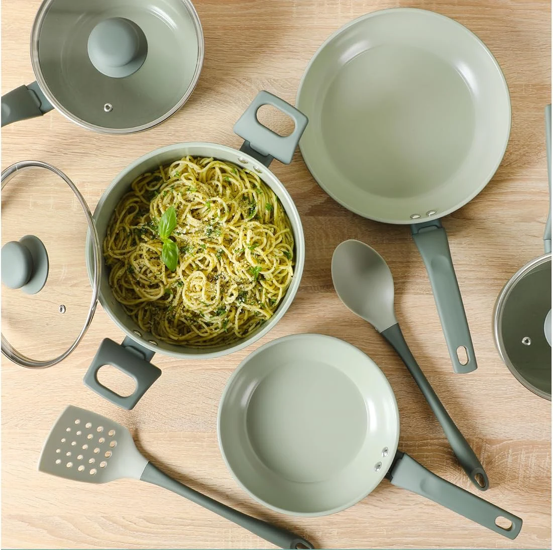 Hot sale Forged aluminum cookware pot set kitchen cooking pot set cookware non stick pan cookware sets Non Stick coating frypan