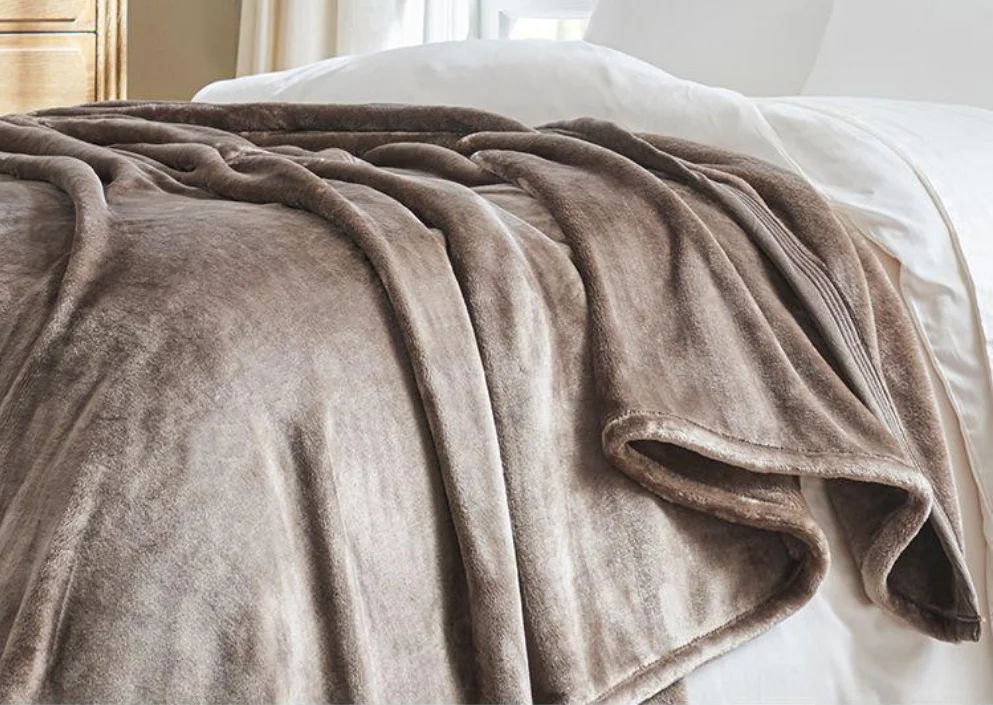 Cozy Fleece Throw Blankets Travel Camping Lightweight Super Soft Chair Blanket