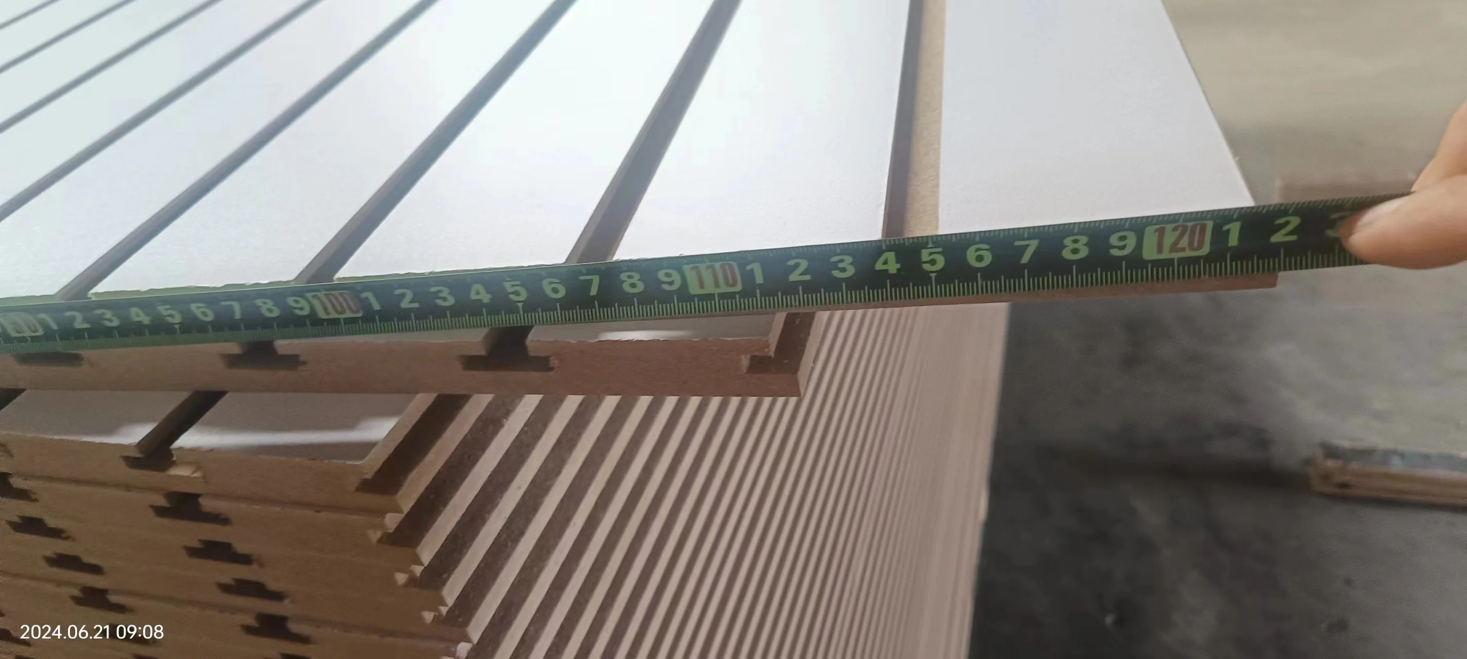 mdf slotted board melamine mdf wall panel slatboard for Display wall shelf board for Maldives/Tazania