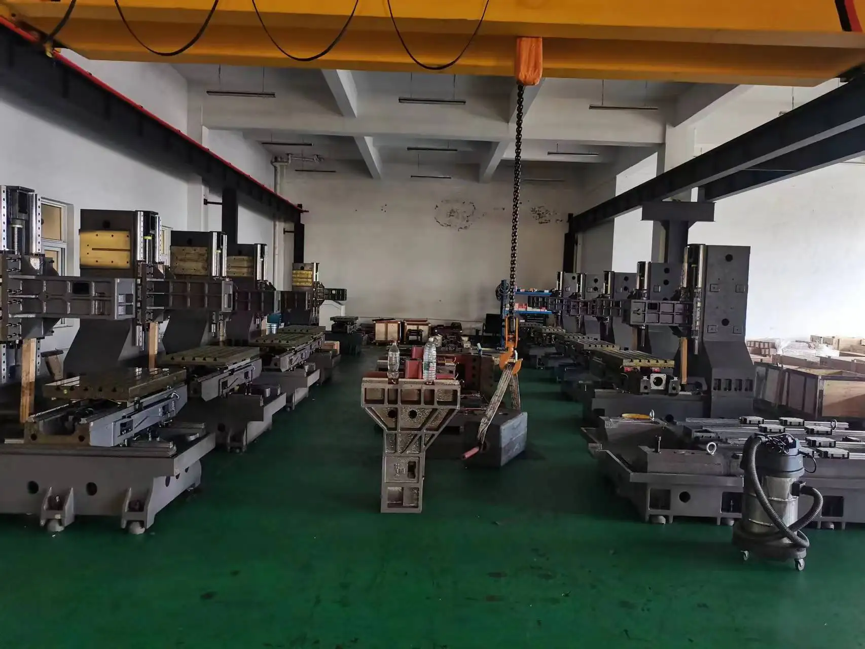 Finely Processed Center Small Cnc Milling Machine For Sale VMC1580