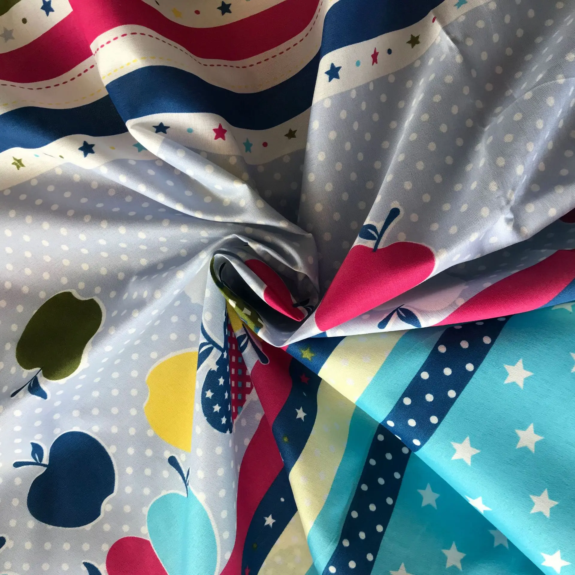 Chinese Supplier Polyester Bedsheet 3d Disperse Printed Fabric Peach Skin Bed Sheet Fabric For Bedding