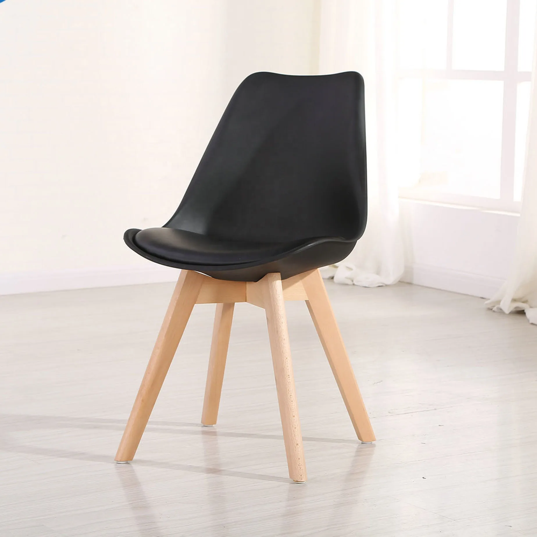 Nordic home furniture Plastic top scandinavian Wood Leg Dining tulip chairs with pu leather cushion