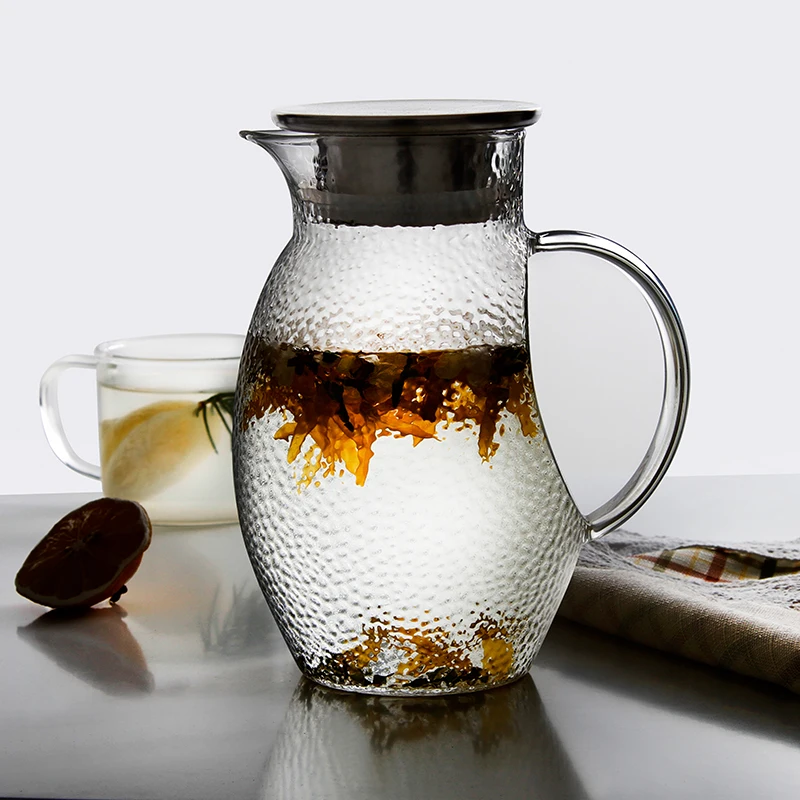 2022 Hot sale New design high borosilicate glass water bottle with lid cold water bottle