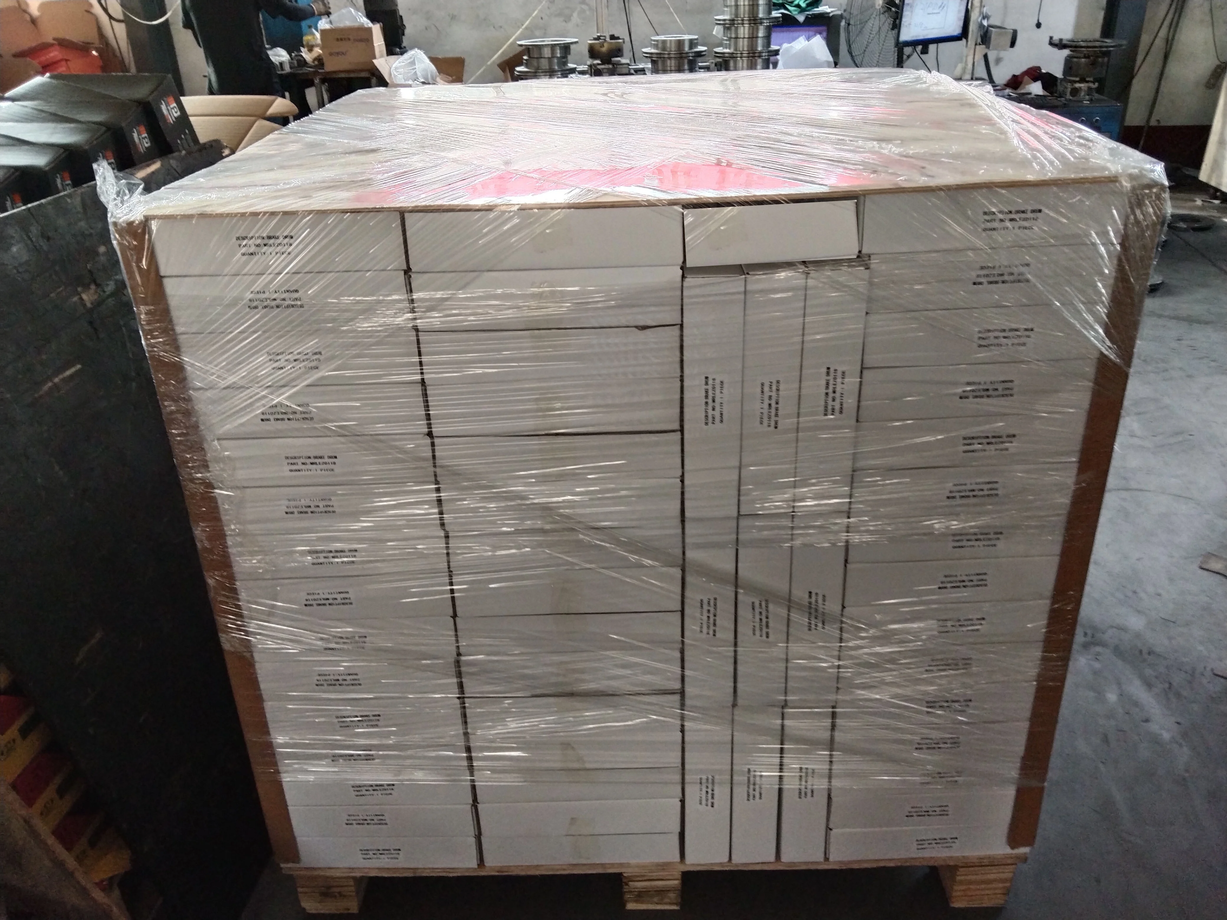 Truck clutch disc 430mm with quality warranty 1878054951 1303702 42102095 806360 for DAF