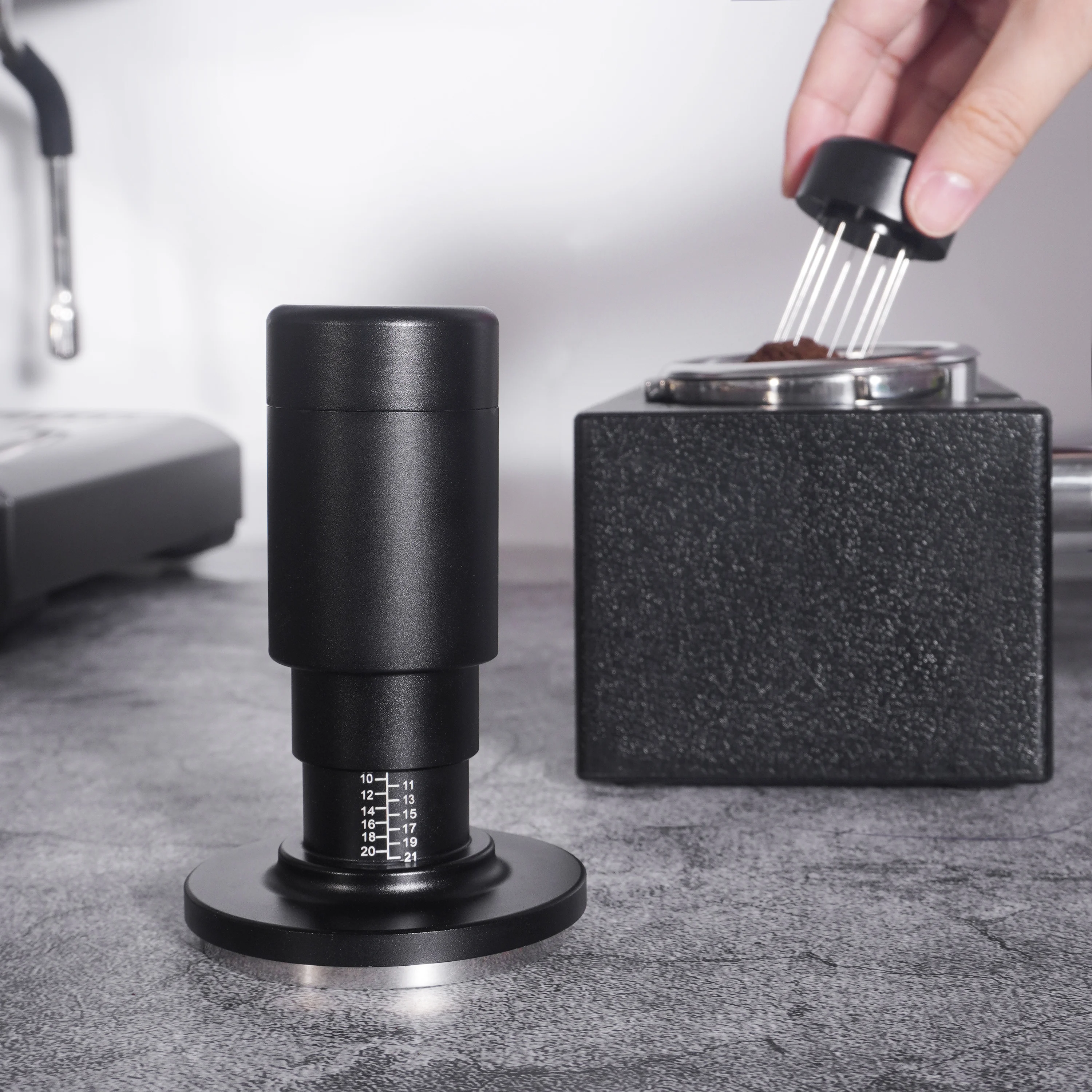 2 in 1 Constant Pressure Tamper 51mm 53mm 58mm Adjustable Height Barista Tools Espresso Coffee Tamper with WDT Tool