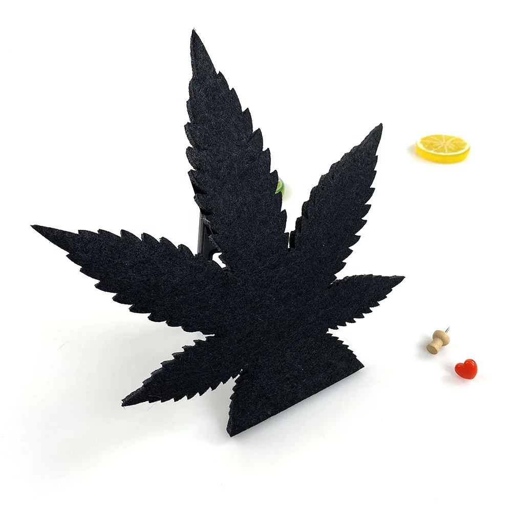 
New design maple leaf felt standing push pin board bulletin board for desk 